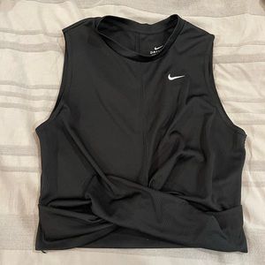 Nike Women's Dri-FIT Cropped Twist Training Tank Top